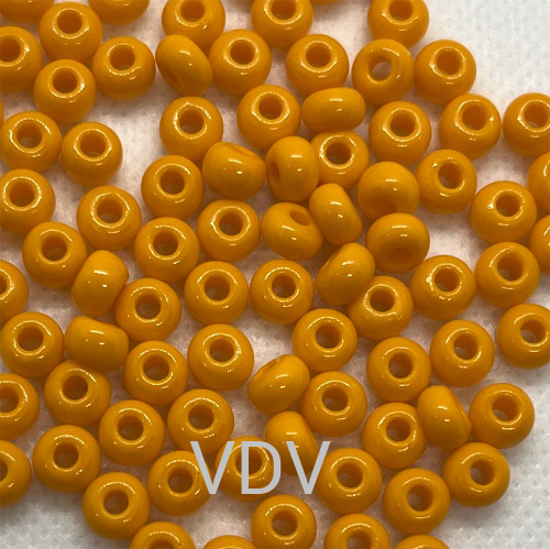93110-2/0-19001-311 Бісер Чехія (натуральний помаранчевий) 50 г