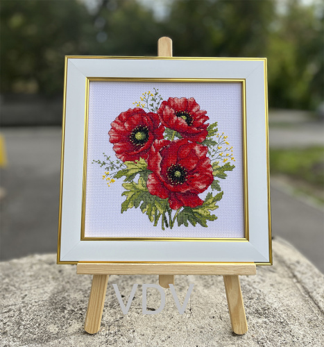 М-0312 "Маки" (набір для вишивання муліне ДМС + бісер Preciosa) 20х20 см