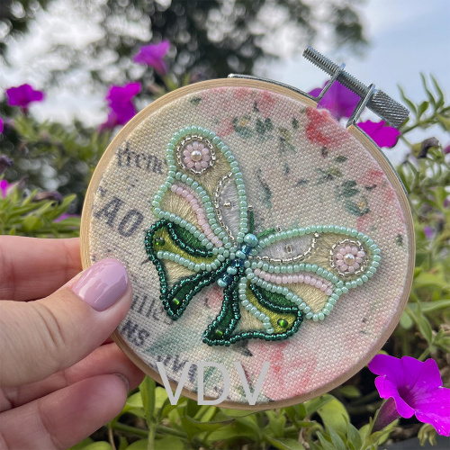 ВК-1040 "Метелик" (набір для вишивання декоративною вишивкою та бісером) 9.5х9.5 см