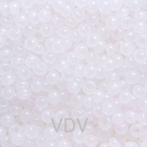 401-10/0-02090 Бісер Чехія (алебастровий білий) 50 г