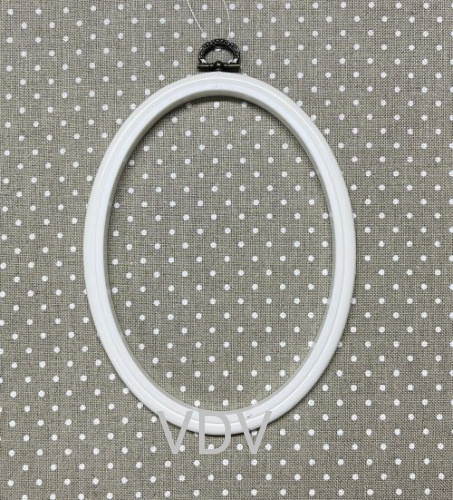 MV0034L/135 DMC (Франція) П'яльці- рамка овальні білі 10,5х13 см