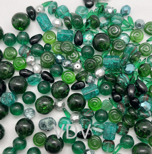 Мікс намистин 24-EMERALD Preciosa (Чехія) 250 г Мікс намистин 24-EMERALD Preciosa (Чехія) 250 г