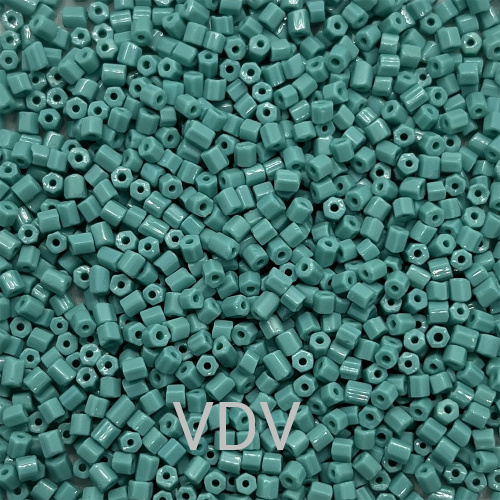 63130-10/0-31001-351 Бісер Чехія (рубка натуральний бірюзовий) 50 г