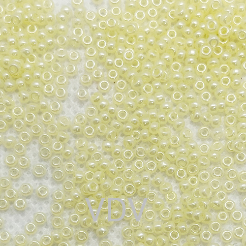 RR-513 Бісер Miyuki Round Rocailles 11/0 (кремовий) 50 г