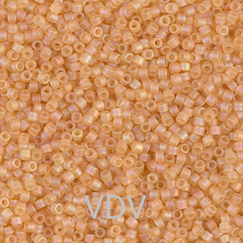 DBS-852 Бісер Miyuki Delica Beads 15/0 (матовий карамельний) 50 г