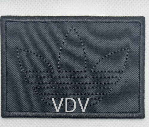 ТА-Г-Adidas Термоаплікація клейова 77х55 мм, т. сірий (уп. 5 шт)