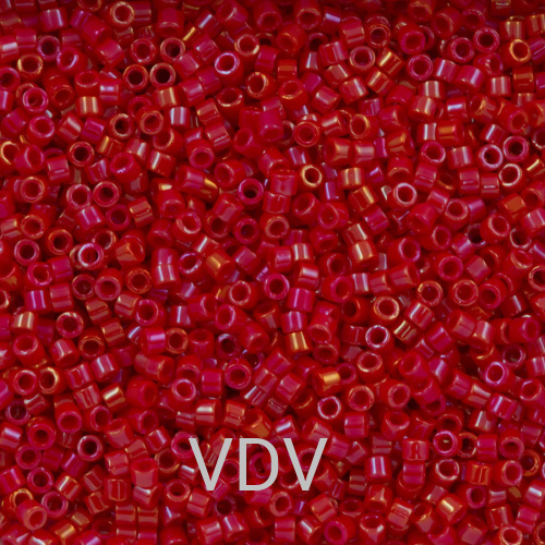 DB-214 Бісер Miyuki Delica Beads 11/0 (райдужний червоний) 50 гр