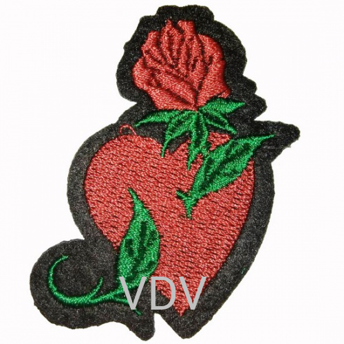 Термоаплікація клейова "Троянда і сердце" 40х65 мм (уп. 5 шт) ТА-0051 