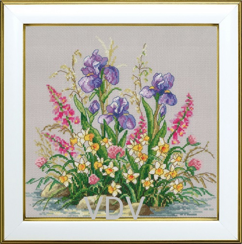 М-0366 "Альпійські іриси" (набір для вишивання муліне ДМС) 23х23 см