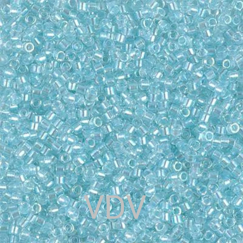 DB-1672 Бісер Miyuki Delica Beads 11/0 (прозорий райдужний блакитний) 50 гр