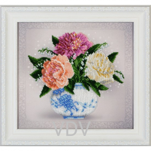 КВ Т-0802 "Квітковий етюд" (вишита картина бісером Preciosa (Чехія) 27.5х26 см