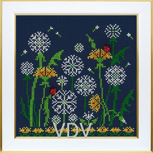 М-0379 "Кульбабки" (набір для вишивання муліне ДМС) 14х14 см