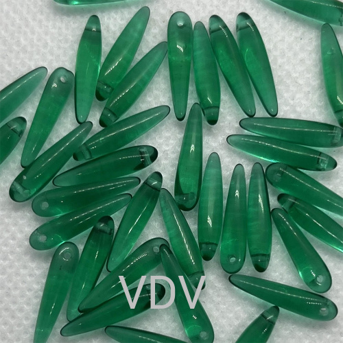 111-01340-00-5/16мм-50710 Намистини THORN (прозорий, смарагдовий) (10 г)